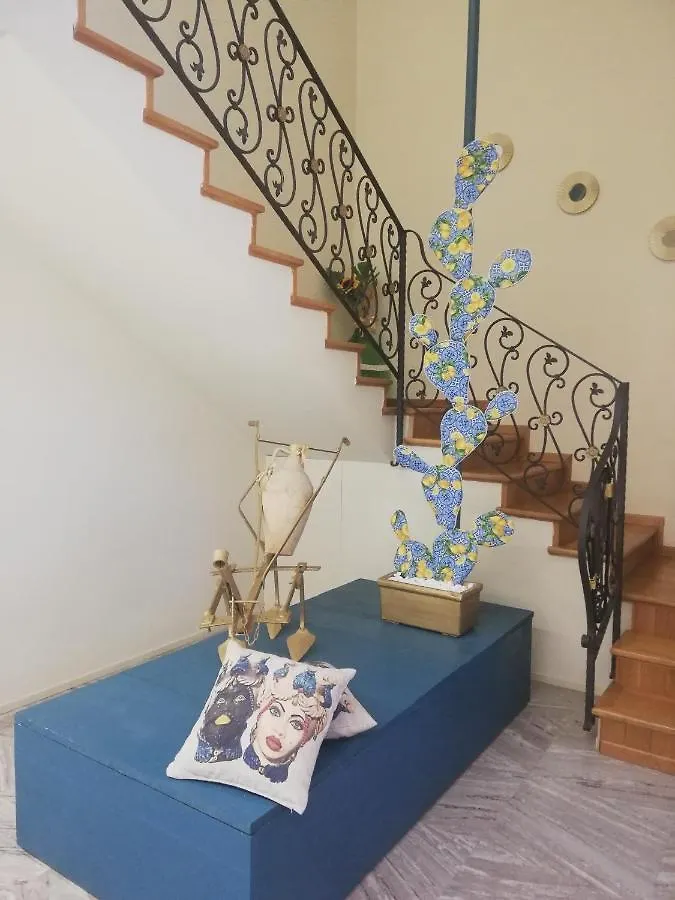 منتجع فندق Casale Di Benedetto كالتاجيروني